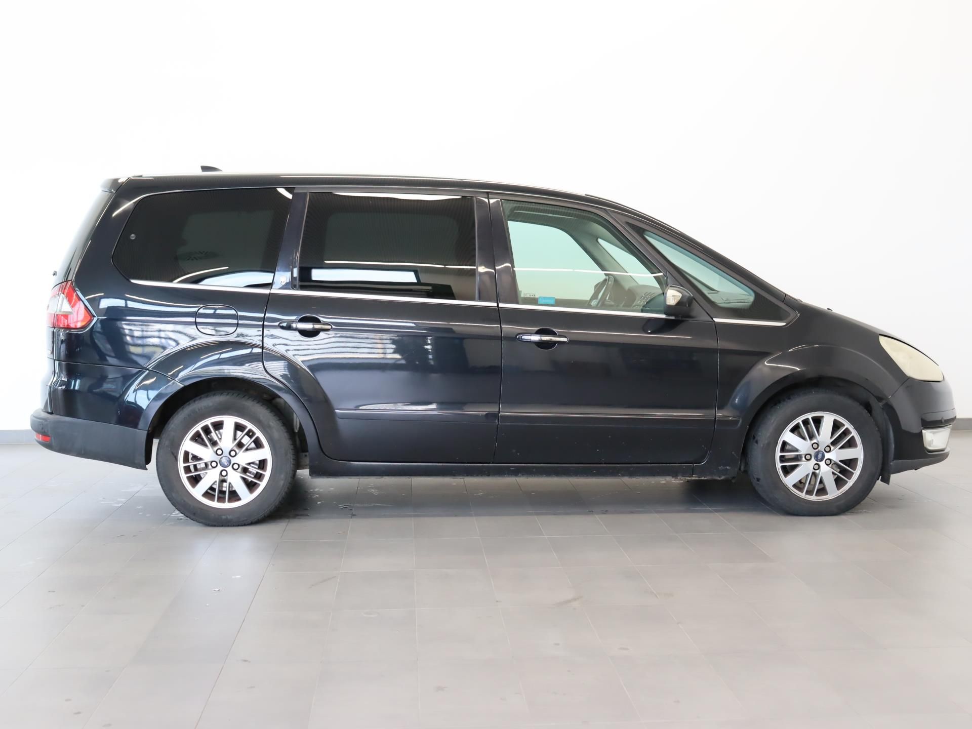 Ford Galaxy, 1,8 TDCI GHIA - fotka 3