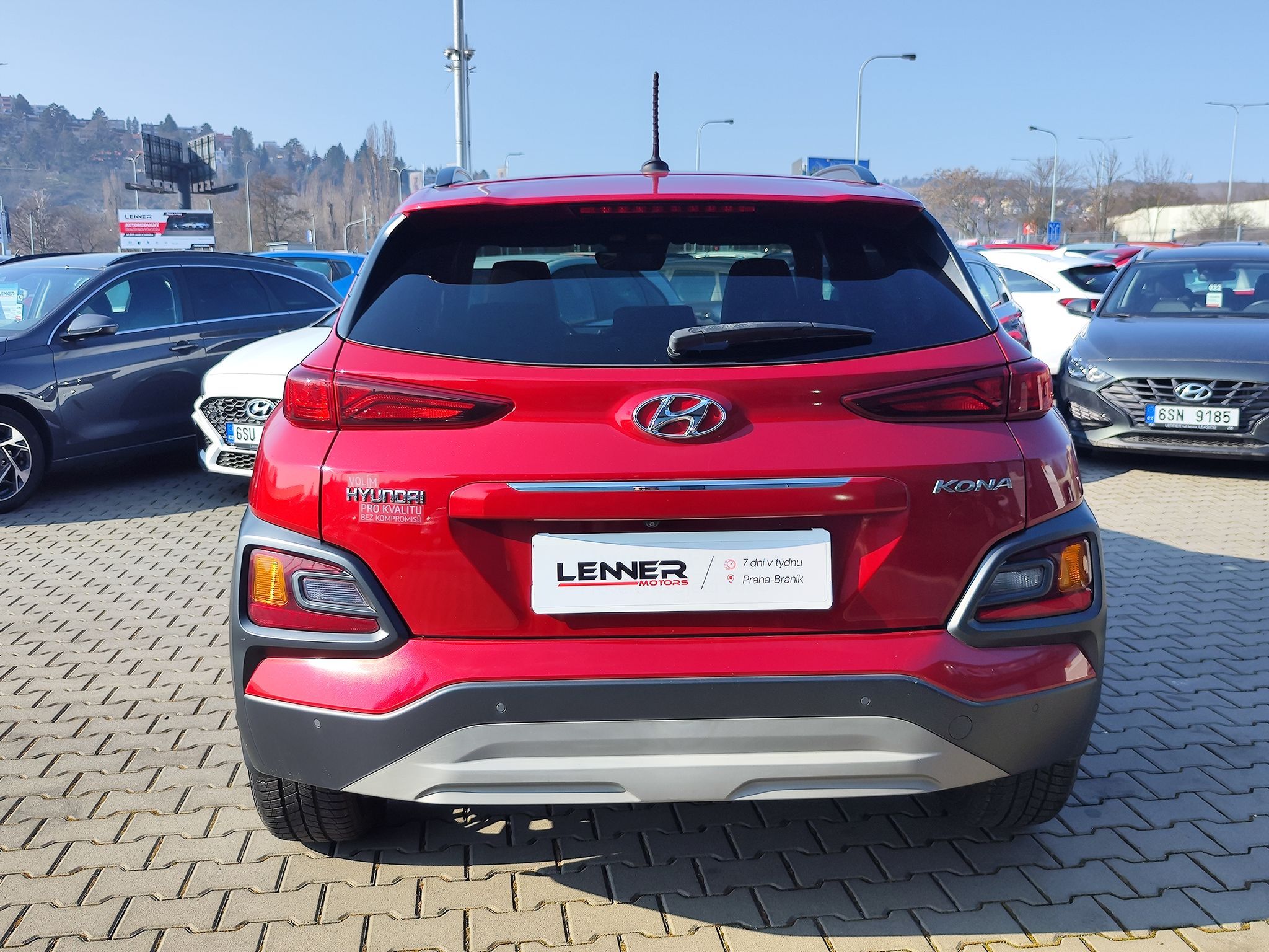 Hyundai Kona, 1.0 T-GDI/88kW Premium Red - fotka 6