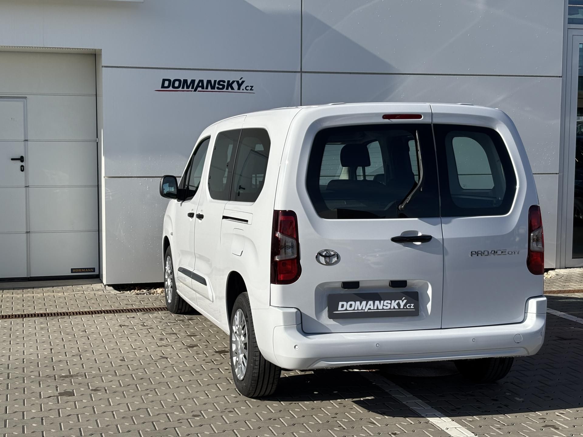 Toyota Proace City Verso, LONG BUSINESS 1,5D MAN6 - fotka 3
