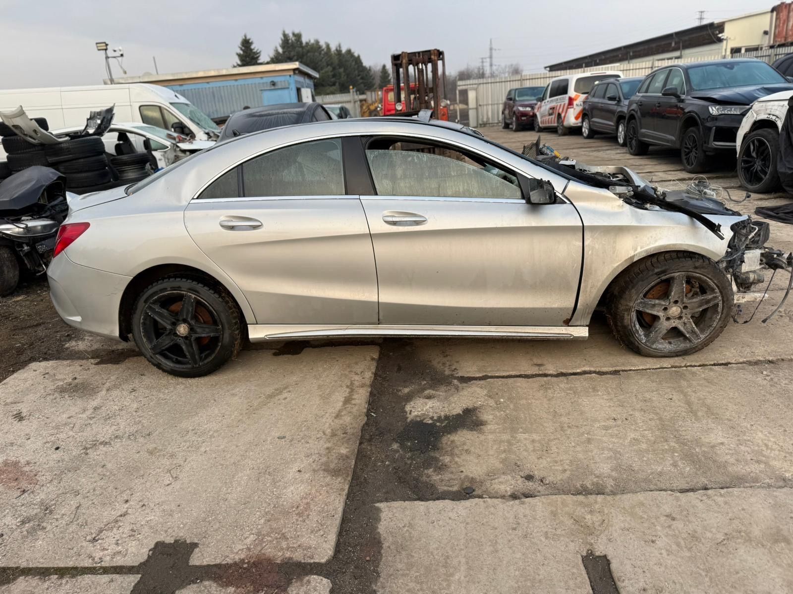 Mercedes-Benz CLA, na náhradní díly bez DOKLADU - fotka 6