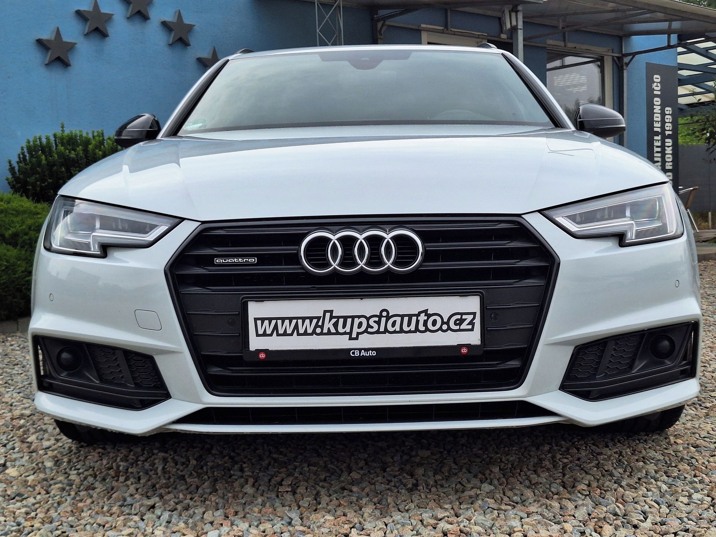 Audi A4 Avant, 2,0TDi S line QUATTRO - fotka 5
