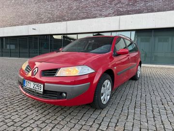 1.6 82kw klima,nová STK,servis