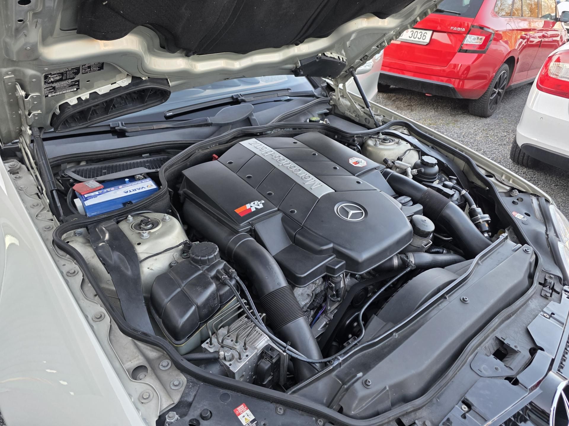 Mercedes-Benz SL, 500 AMG 55 Paket Interiér - fotka 6