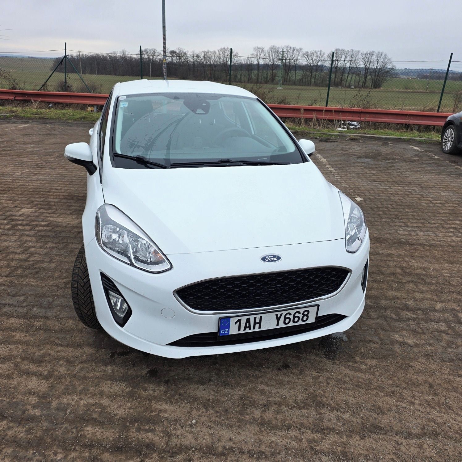 Ford Fiesta, 1.1 klima, serviska, DPH, top! - fotka 3