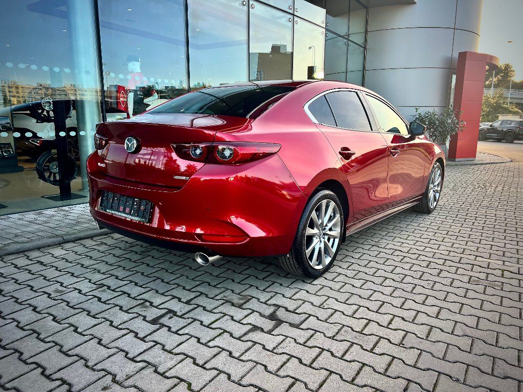 Mazda 3, 2.5 G140 6AT 4x2 Exclusive-Lin - fotka 5