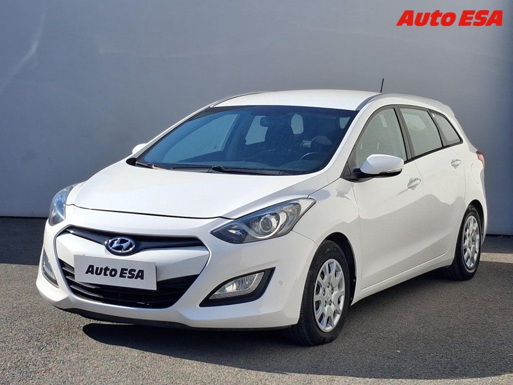 Hyundai i30, 1.4i LPG,AC,tempo - fotka 3