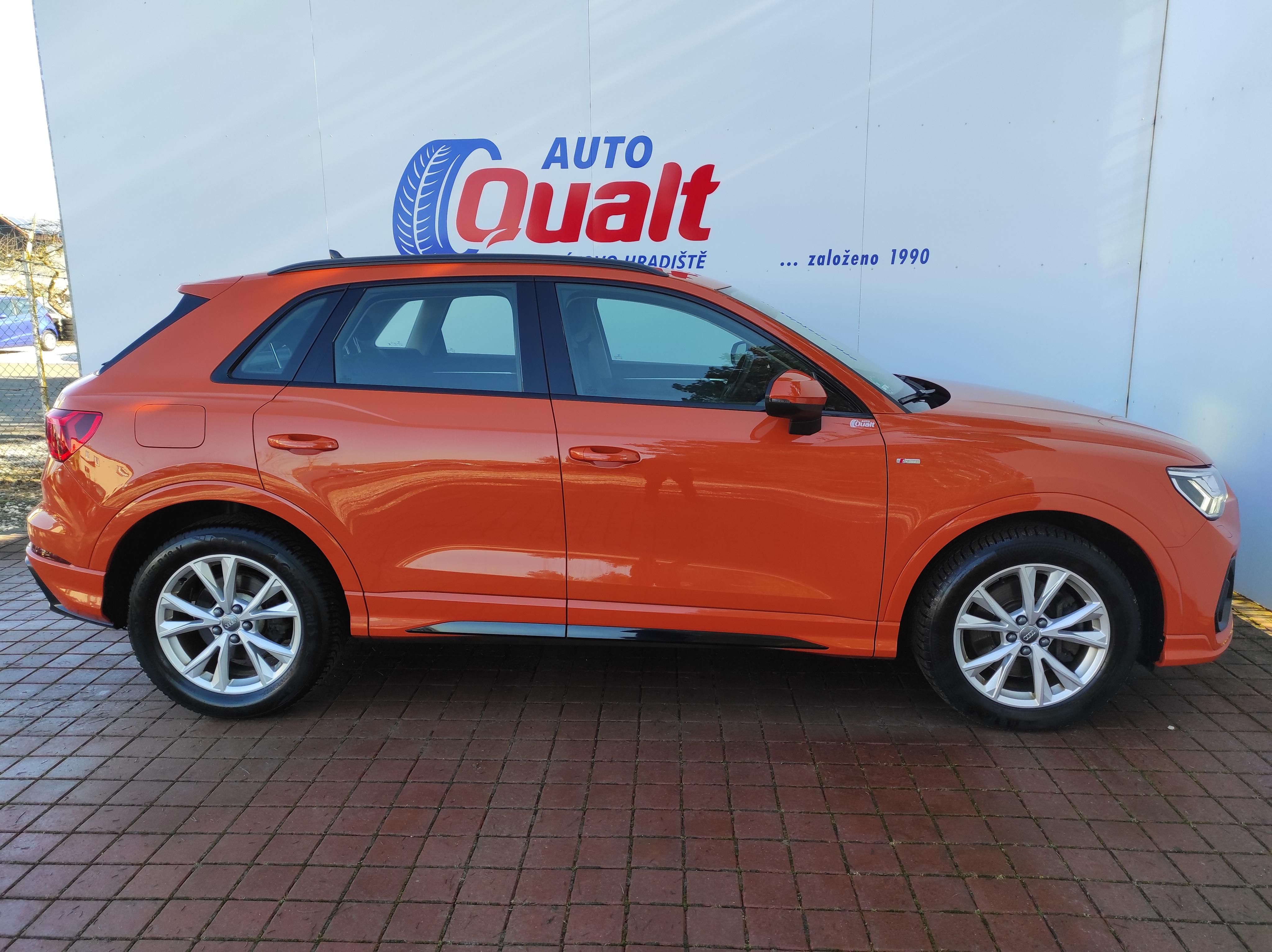 Audi Q3, 2.0 TSI 4x4 S-line, DSG,VÝBAVA - fotka 4