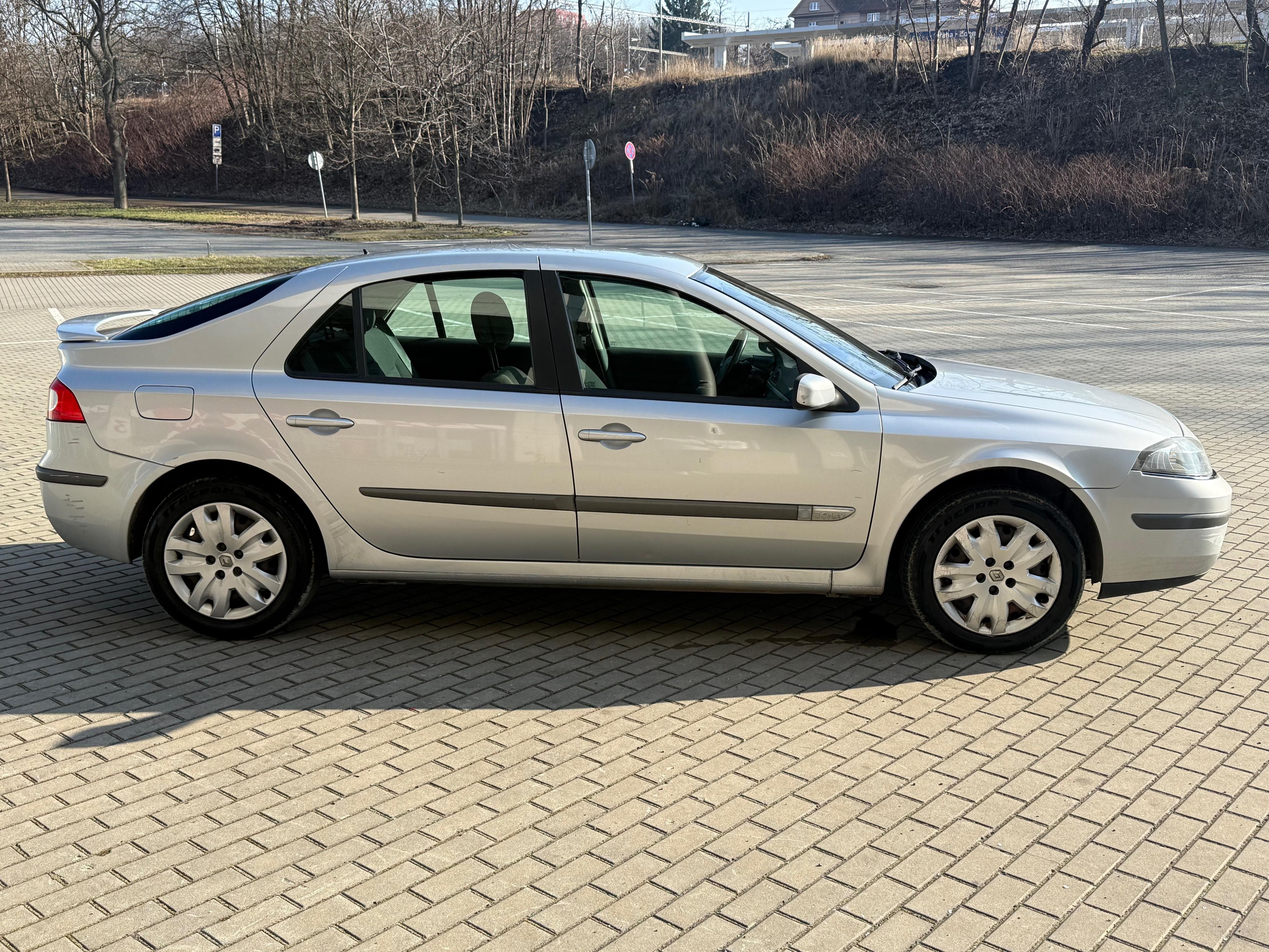 Renault Laguna, 2.0i, 98kw Nová STK - fotka 6
