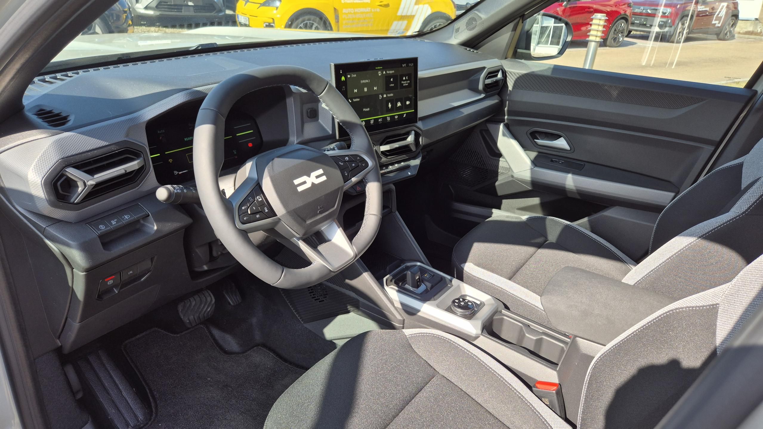 Dacia Duster, Journey hybrid-G 150 4x4 - fotka 5