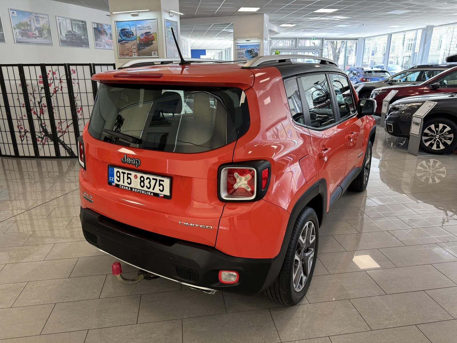 Jeep Renegade, 2.0 MJT, 6MT, 4x4, CZ, 1.maj. - fotka 5