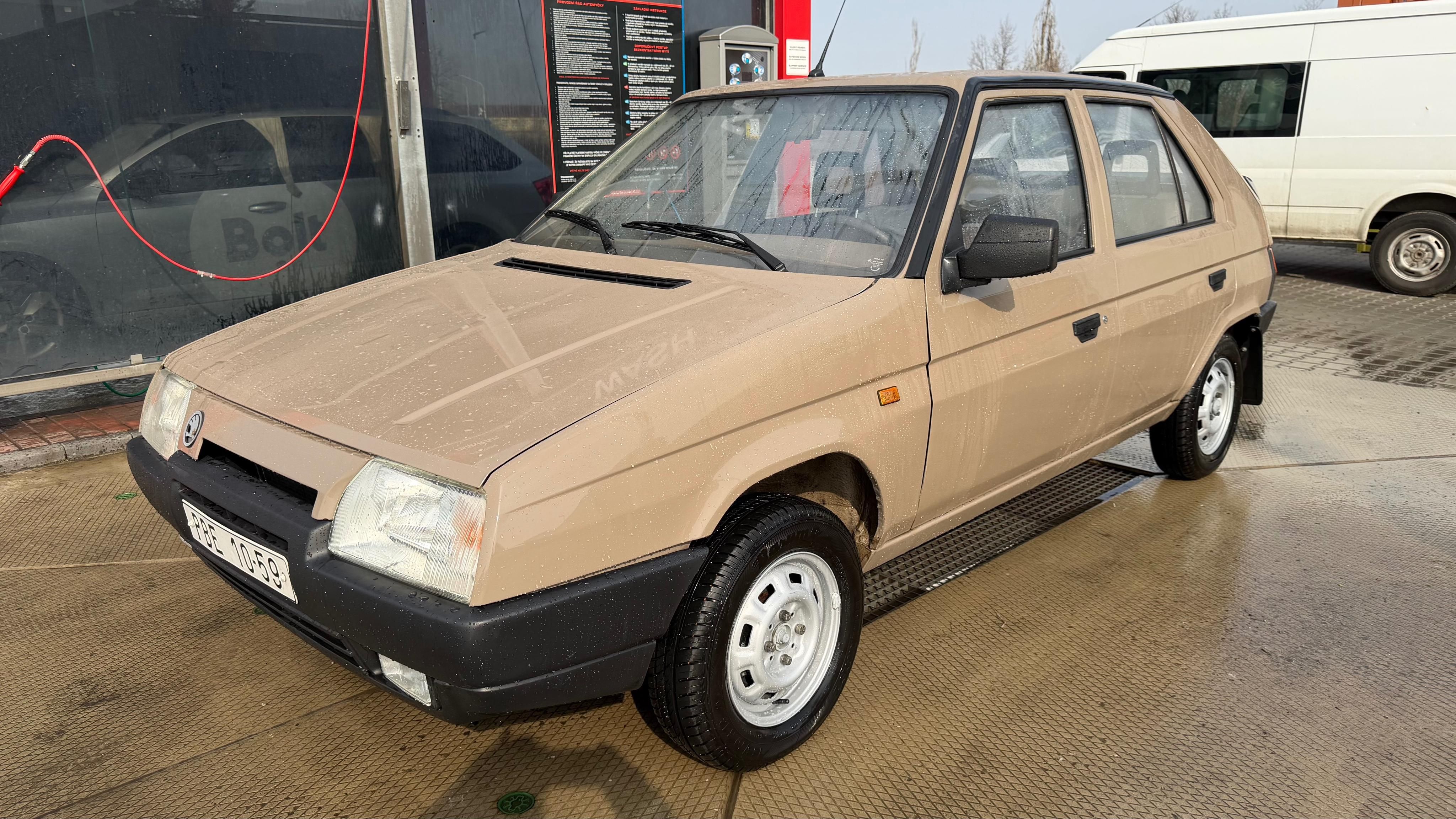 Škoda Favorit, 136 L