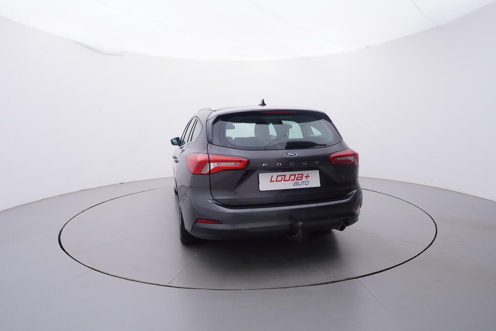 Ford Focus, Connected 1.5 88 kW - fotka 4
