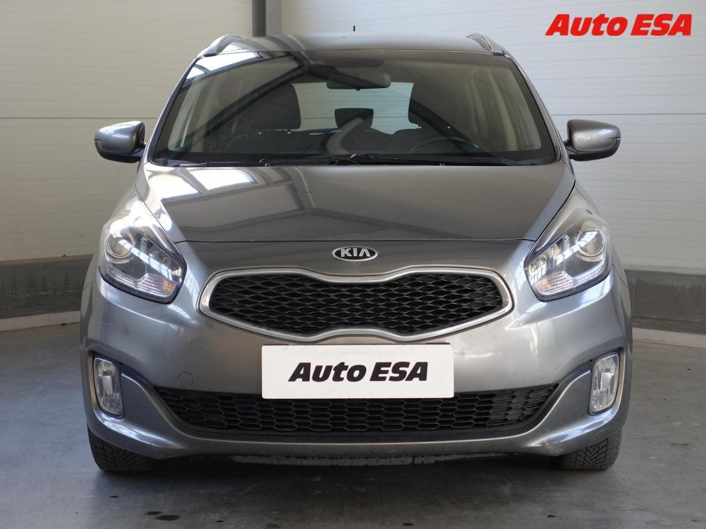 Kia Carens, 1.6GDi,1.maj,ČR,AC,tempo - fotka 2