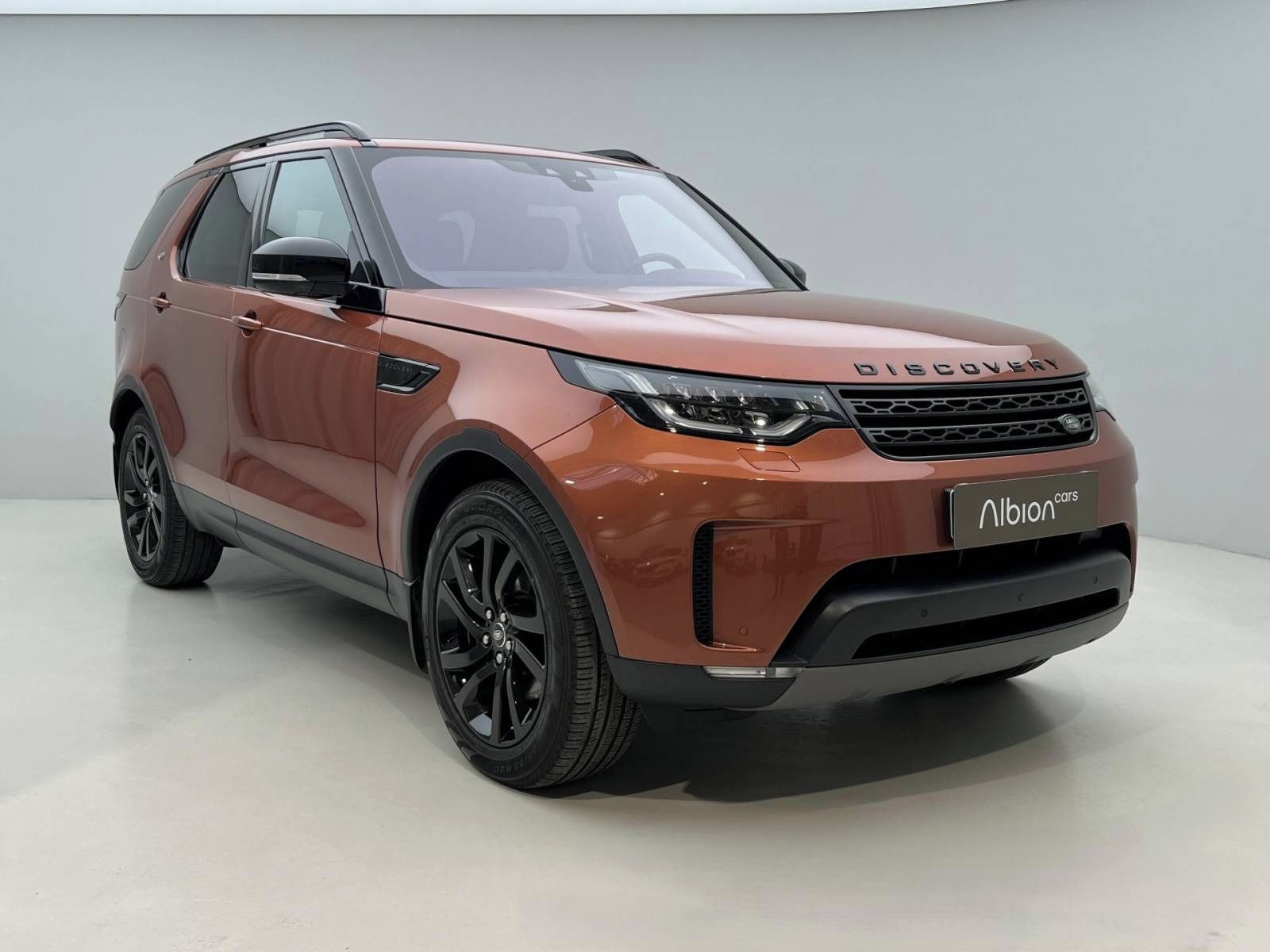 Land Rover Discovery, 3.0 TDV6 HSE AWD AUT CZ DPH - fotka 2