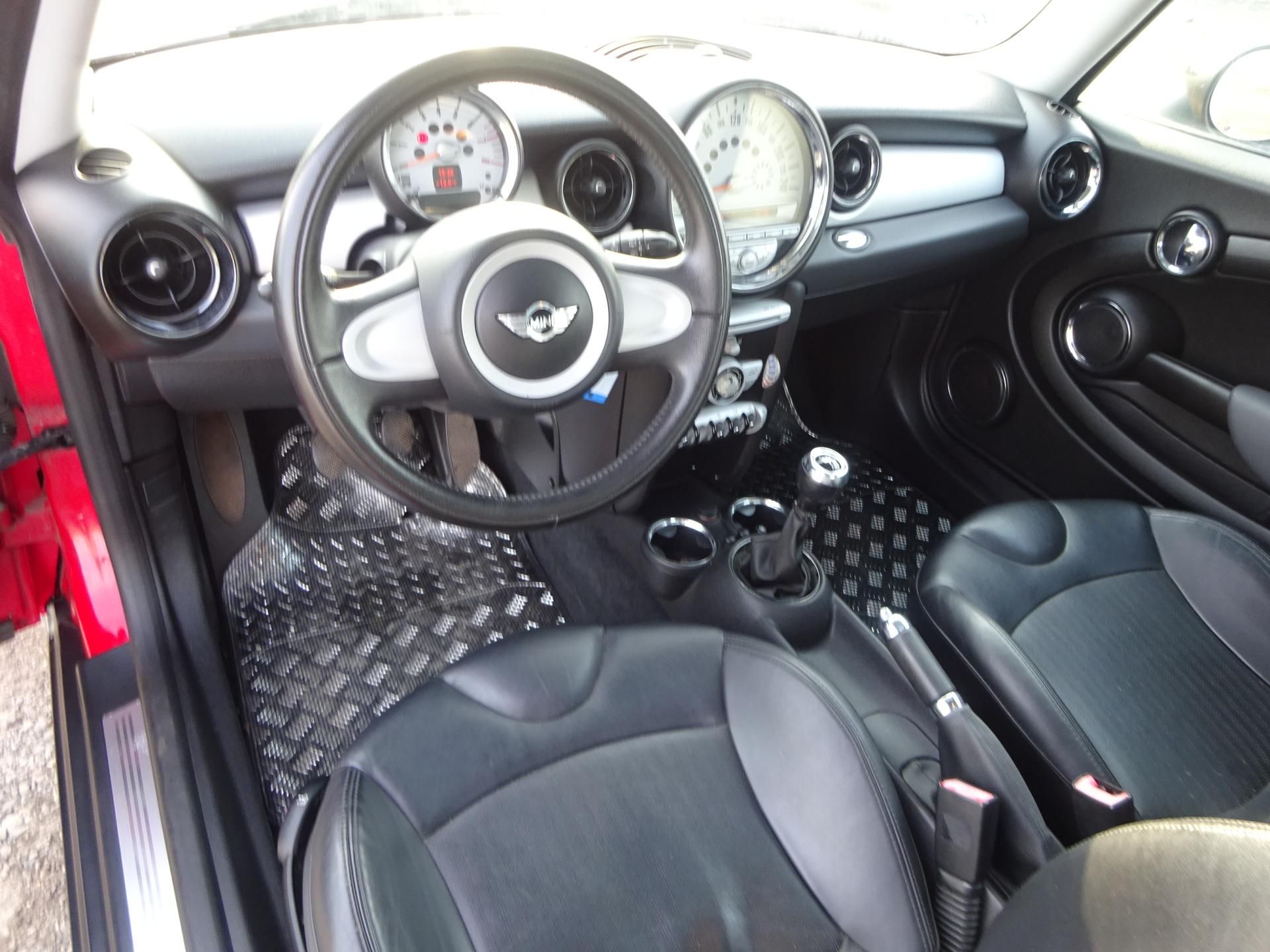 Mini One, 1.4 70kW KŮŽE PANORAMA SERVIS - fotka 5