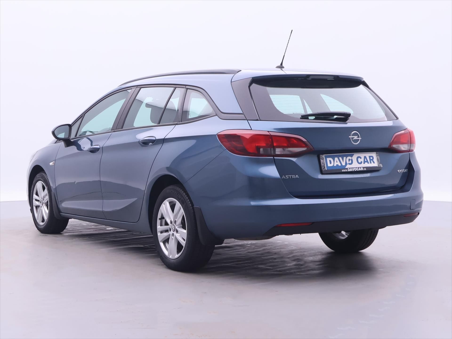 Opel Astra, 1,0 T 77kW CZ Klima Serv.Kniha - fotka 5