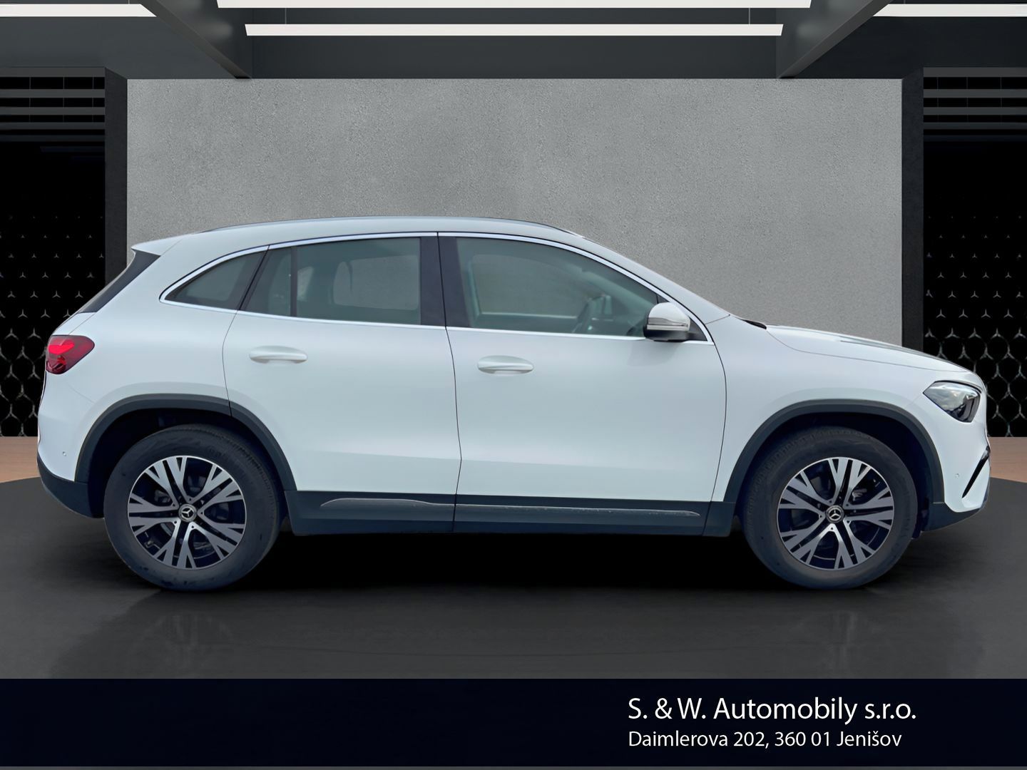 Mercedes-Benz GLA, GLA 200 d 4MATIC - fotka 4