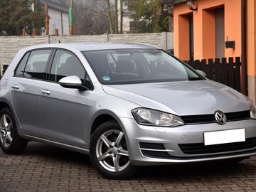 1.2 TSi 6st,NAV,KLIMA,TEMP,ALU