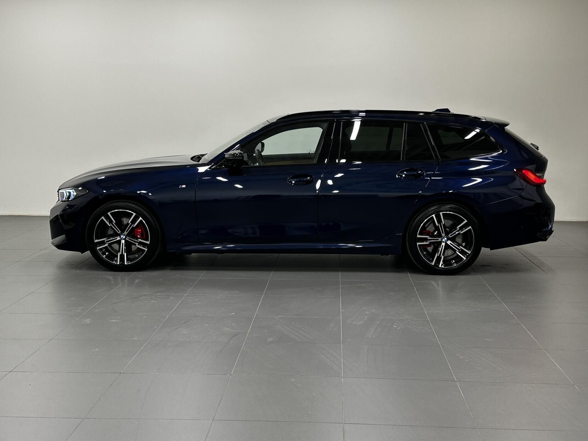 BMW Řada 3, M340i xDrive Touring - fotka 3