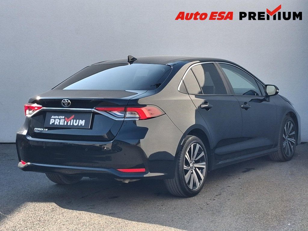 Toyota Corolla, 1.5 i,2.maj,ČR,Comfort - fotka 4