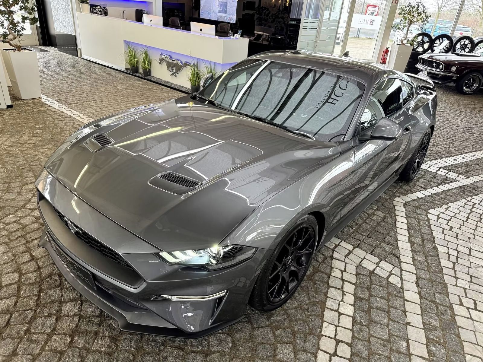 Ford Mustang, 2,3 EcoBoost - fotka 3