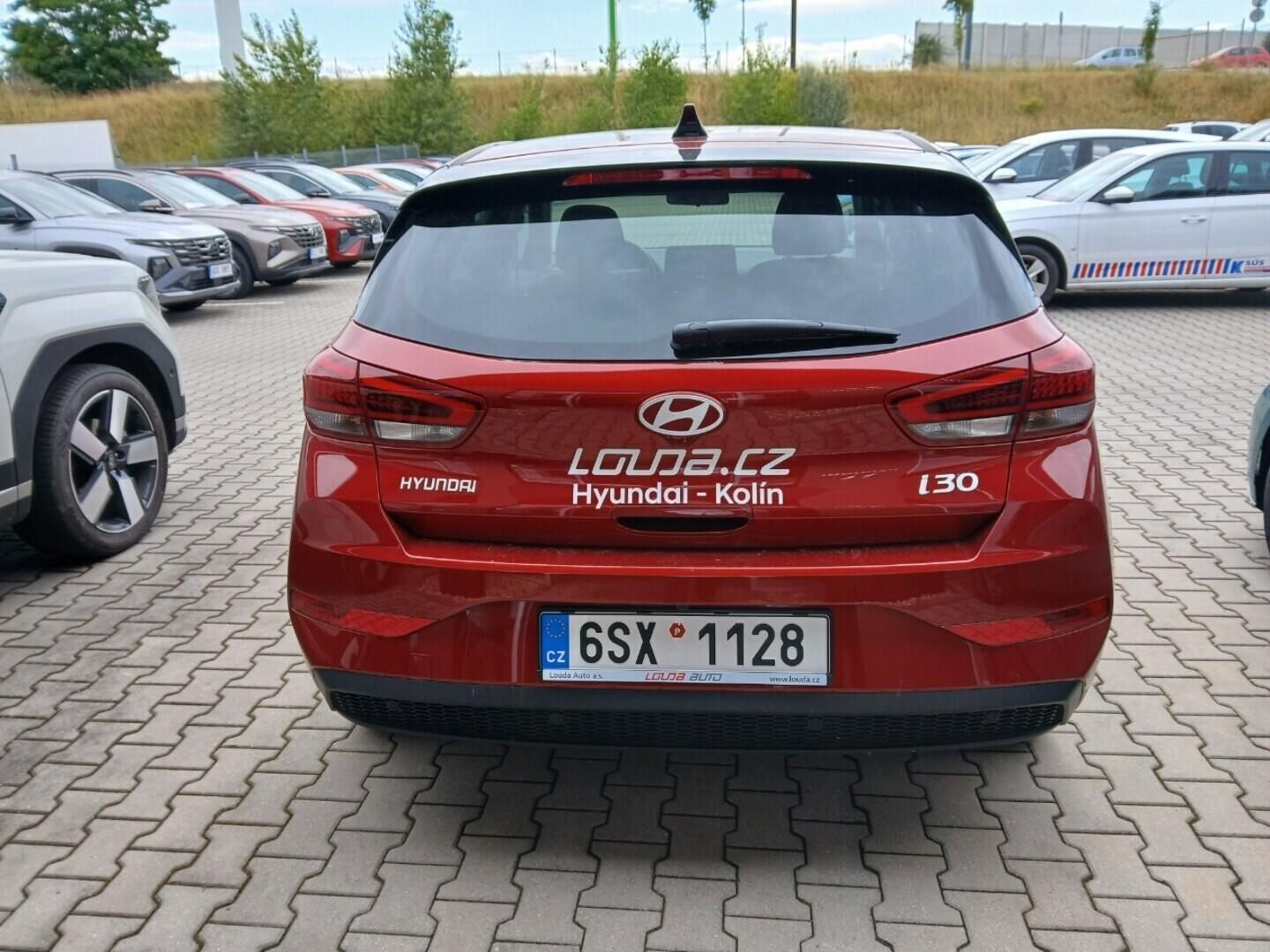 Hyundai i30, HB PD PE GO Czech! 1,5i 71 kW - fotka 5