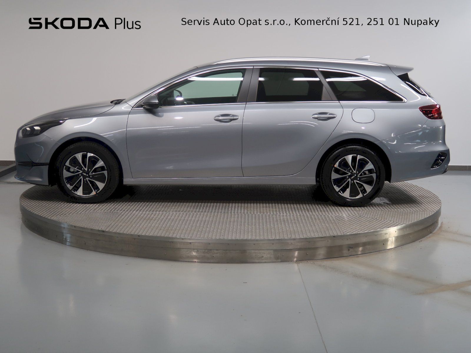 Kia Cee´d SW, TOP 1.5 T-GDi 103KW 7DCT - fotka 3