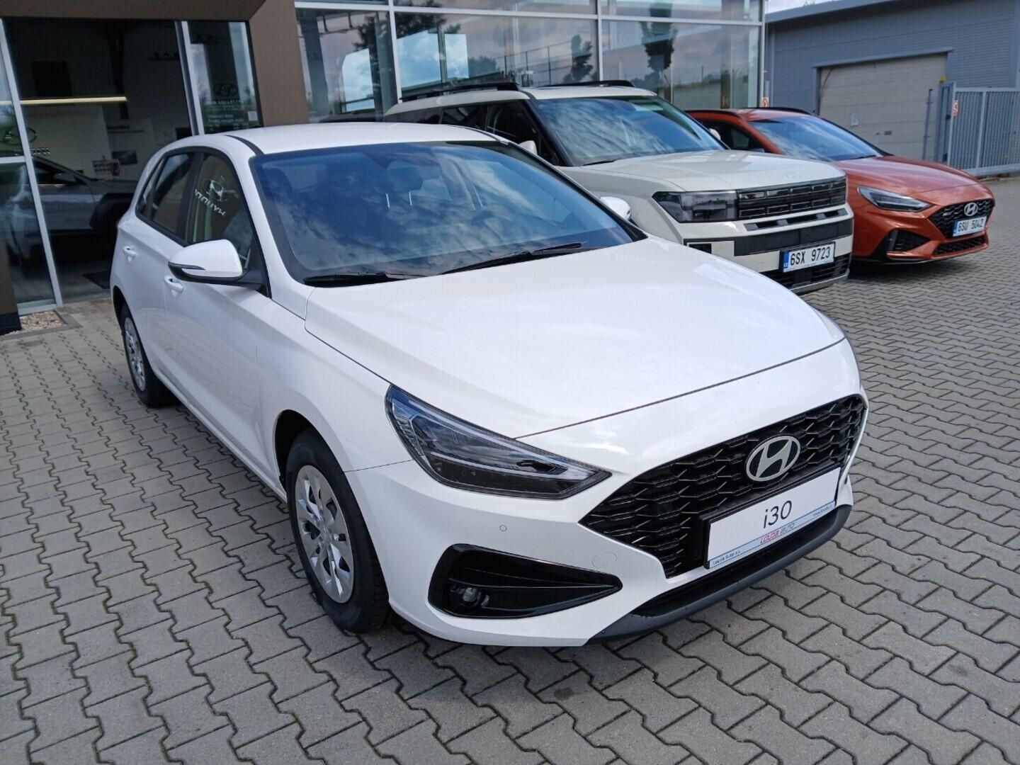Hyundai i30, HB PD PE Comfort 1,0 T-GDI 85 - fotka 3