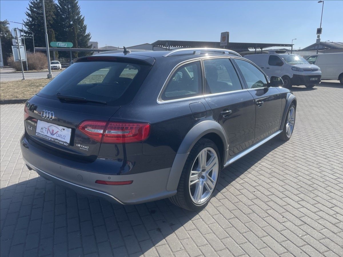 Audi A4 allroad, 2,0 TDi 140kw Quattro Stronic - fotka 4