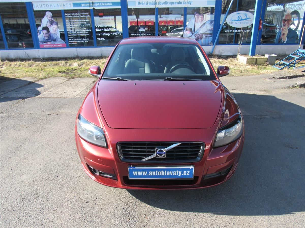 Volvo C30, 1,6 D 80kW - fotka 2