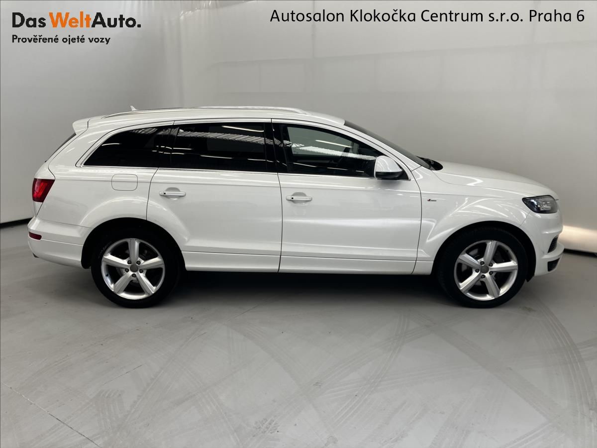 Audi Q7, TDI180 kW S-line 8TT Quattro - fotka 3