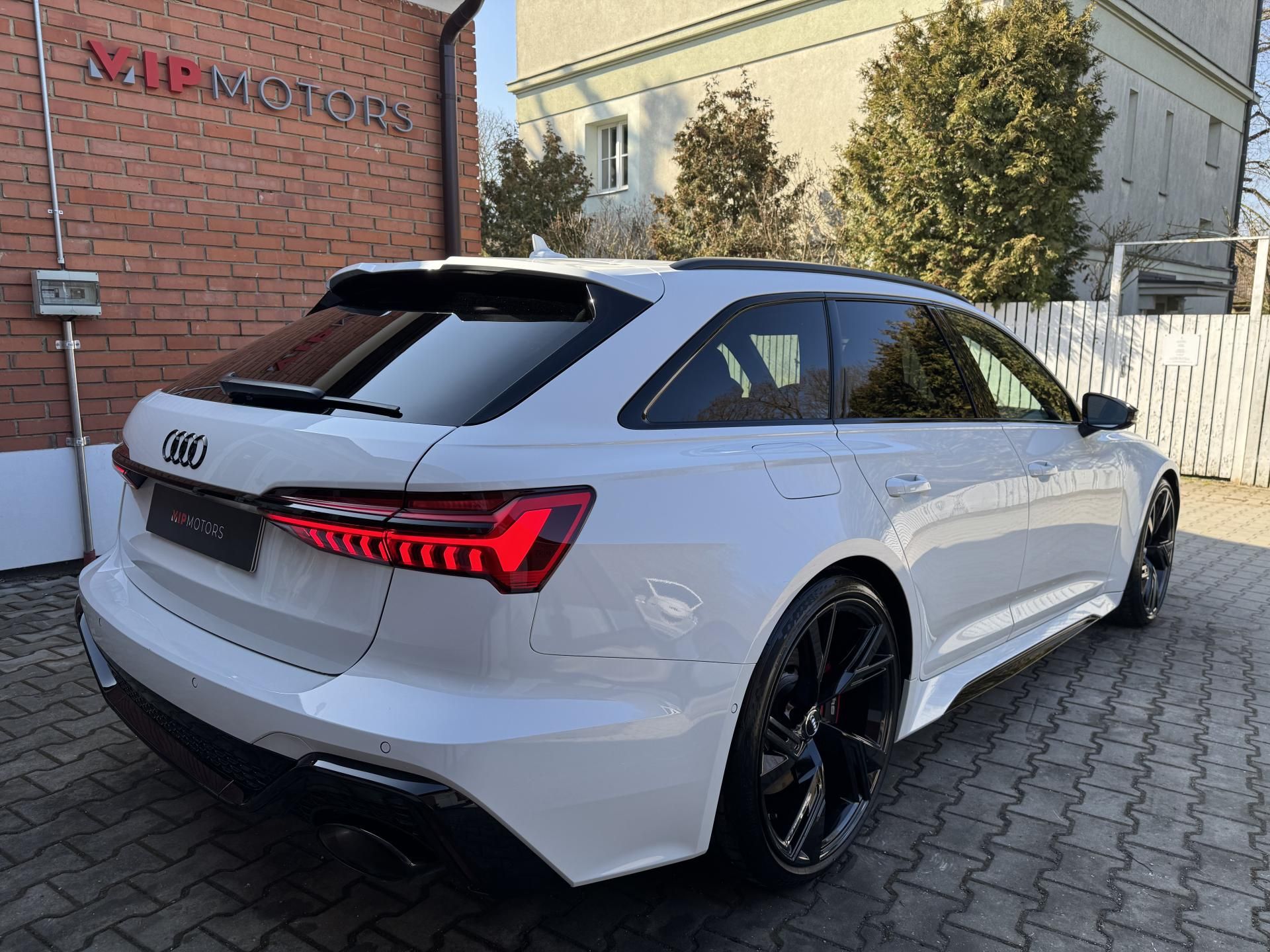 Audi RS6, R22-B&O-NIGHT P-DYNAMIK-ČR - fotka 6