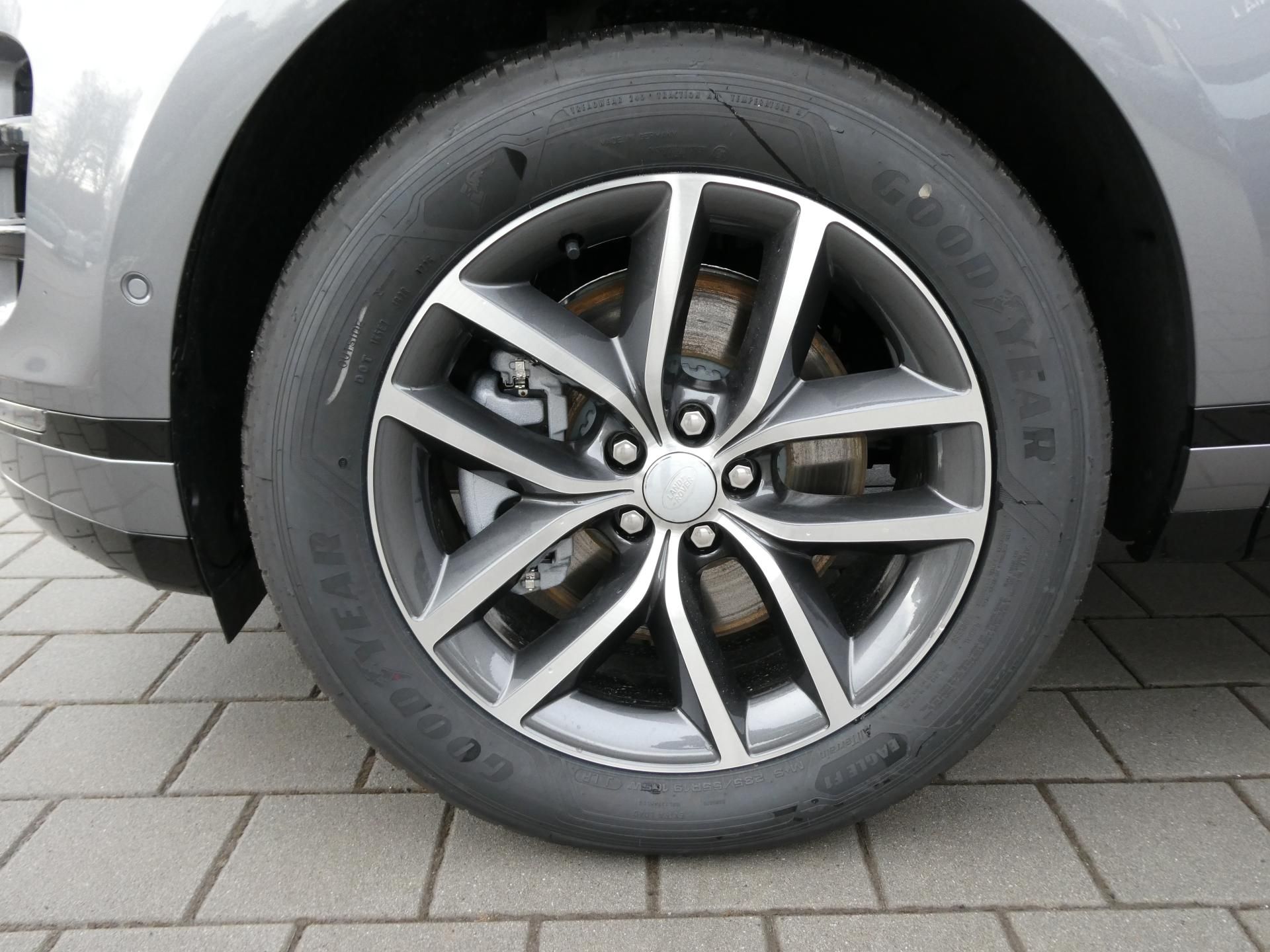 Land Rover Range Rover Evoque, 2,0 Dynamic SE D165 aut.4x4 - fotka 2