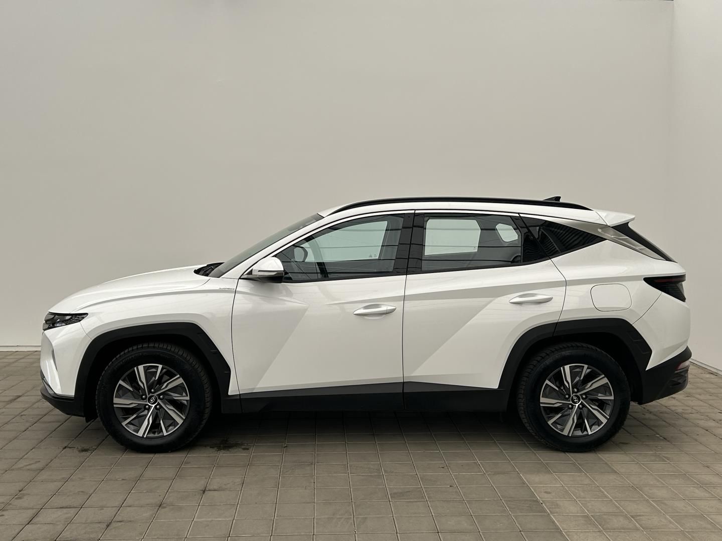Hyundai Tucson, 1.6T-GDI, 110kW 110kW 4x4  Com - fotka 2
