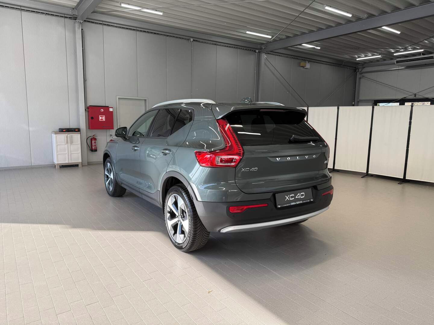 Volvo XC40, B3 2.0L 163 HP AT7 FWD CORE - fotka 3