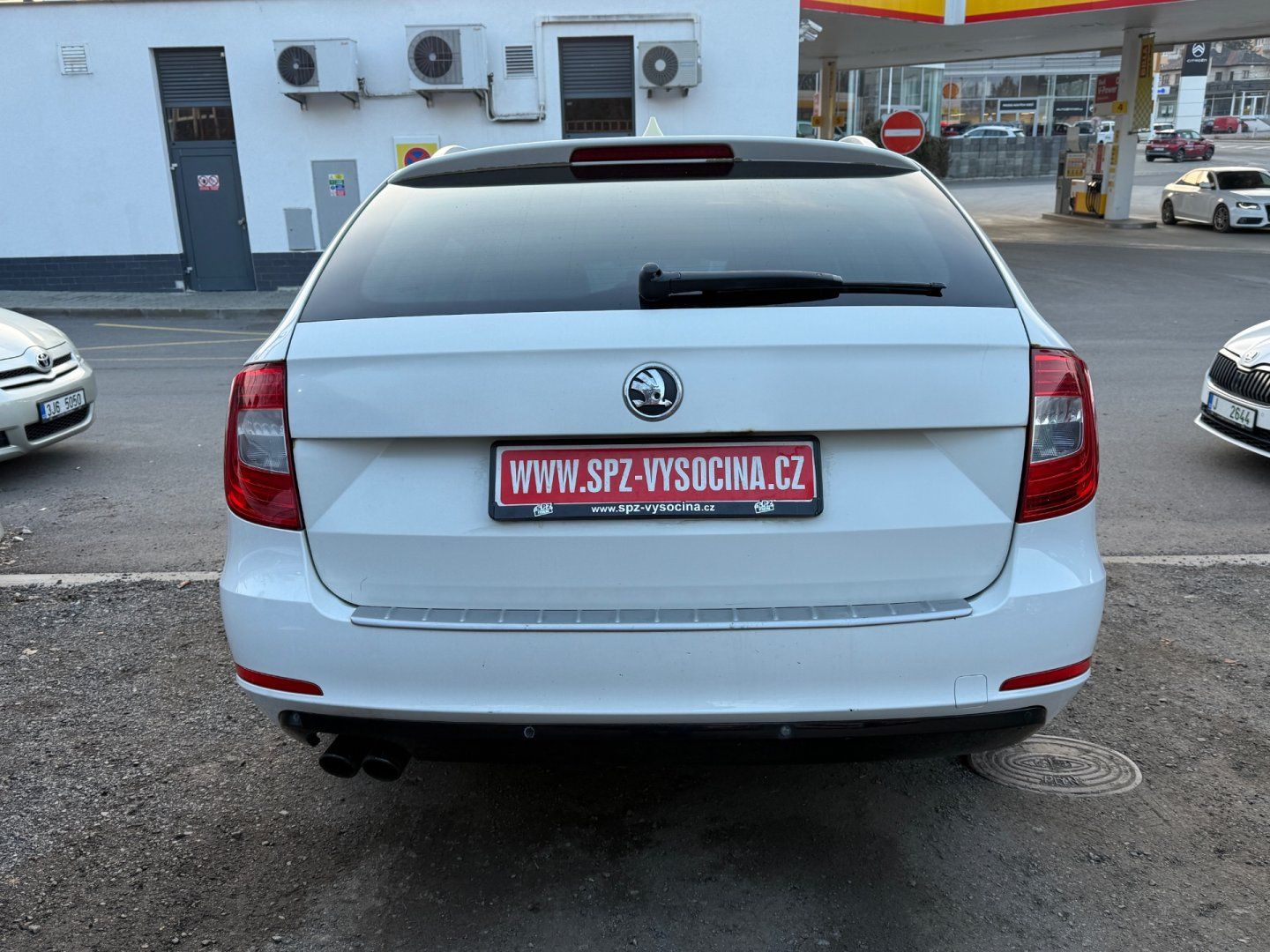 Škoda Superb, 2.0TDi DSG Elegance - fotka 5