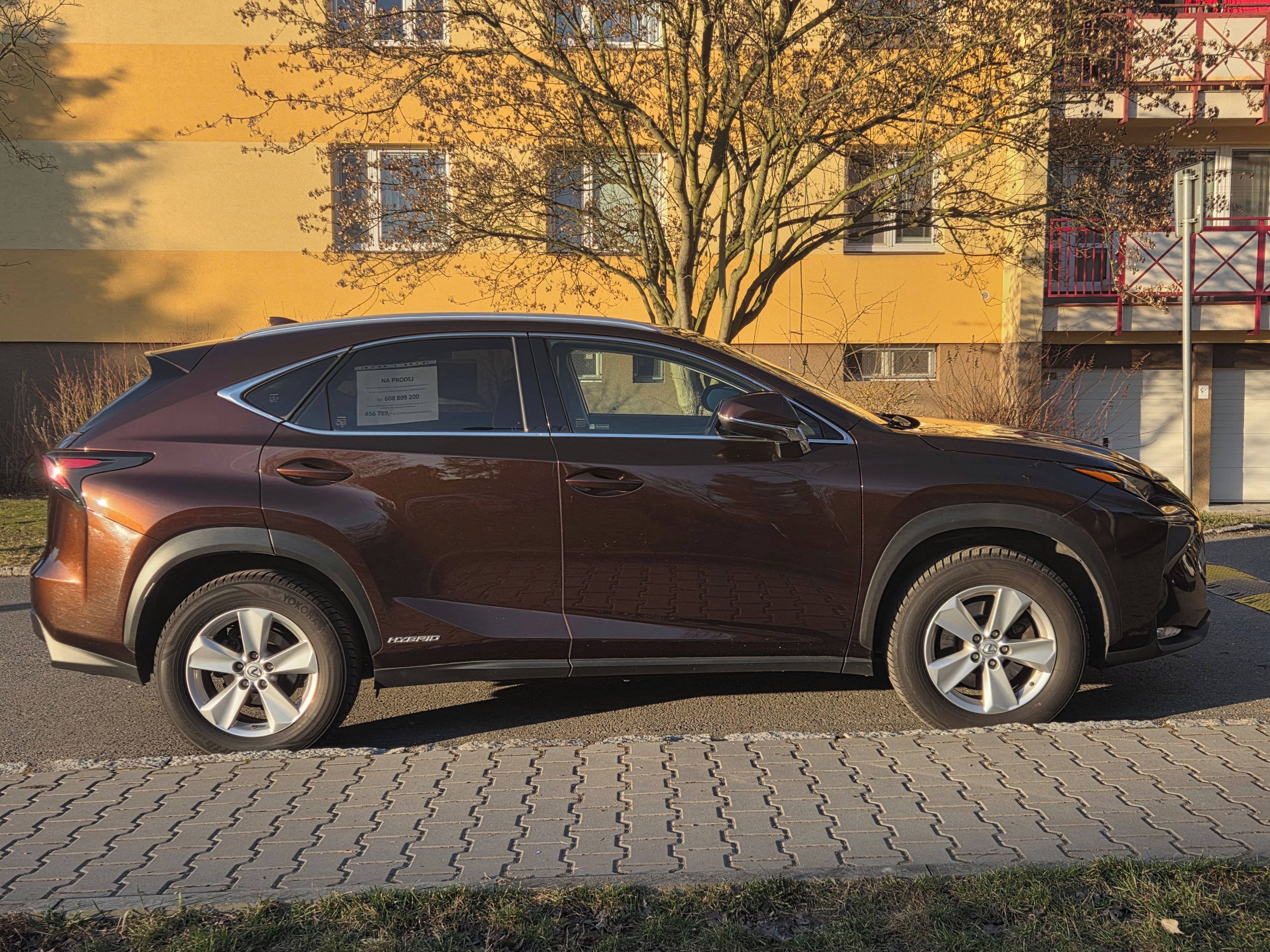 Lexus NX 300h, 1.maj. - fotka 2