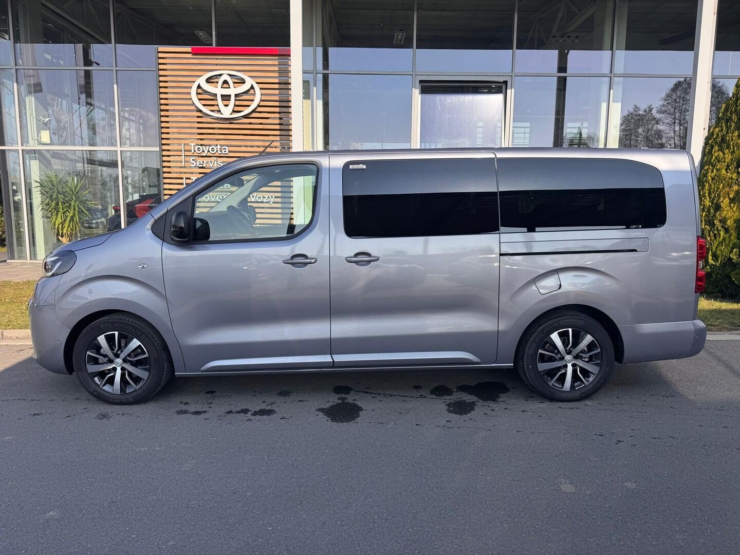 Toyota Proace Verso, 2.0 Family 8S, L2 - fotka 5