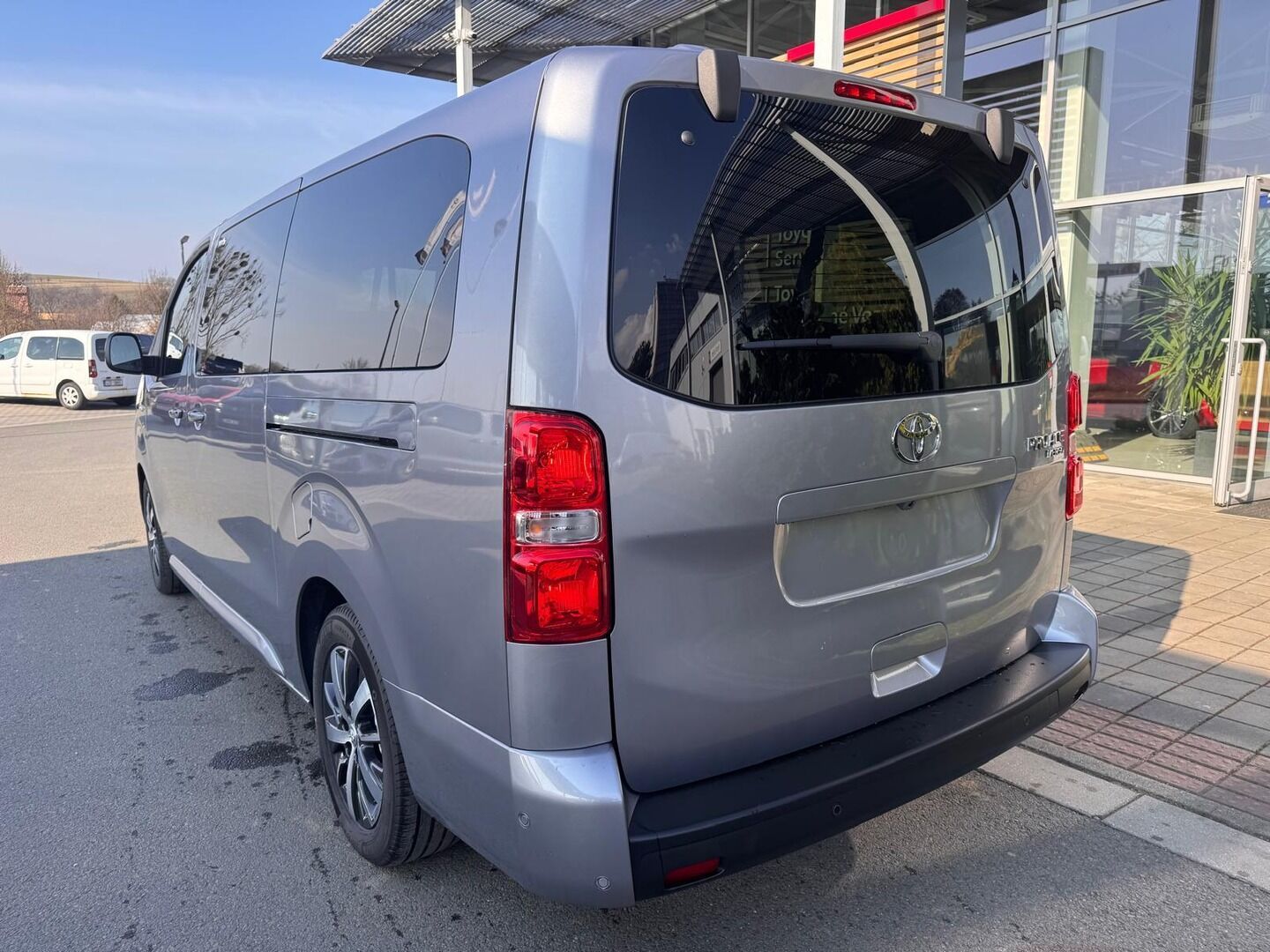 Toyota Proace Verso, 2.0 Family 8S, L2 - fotka 6
