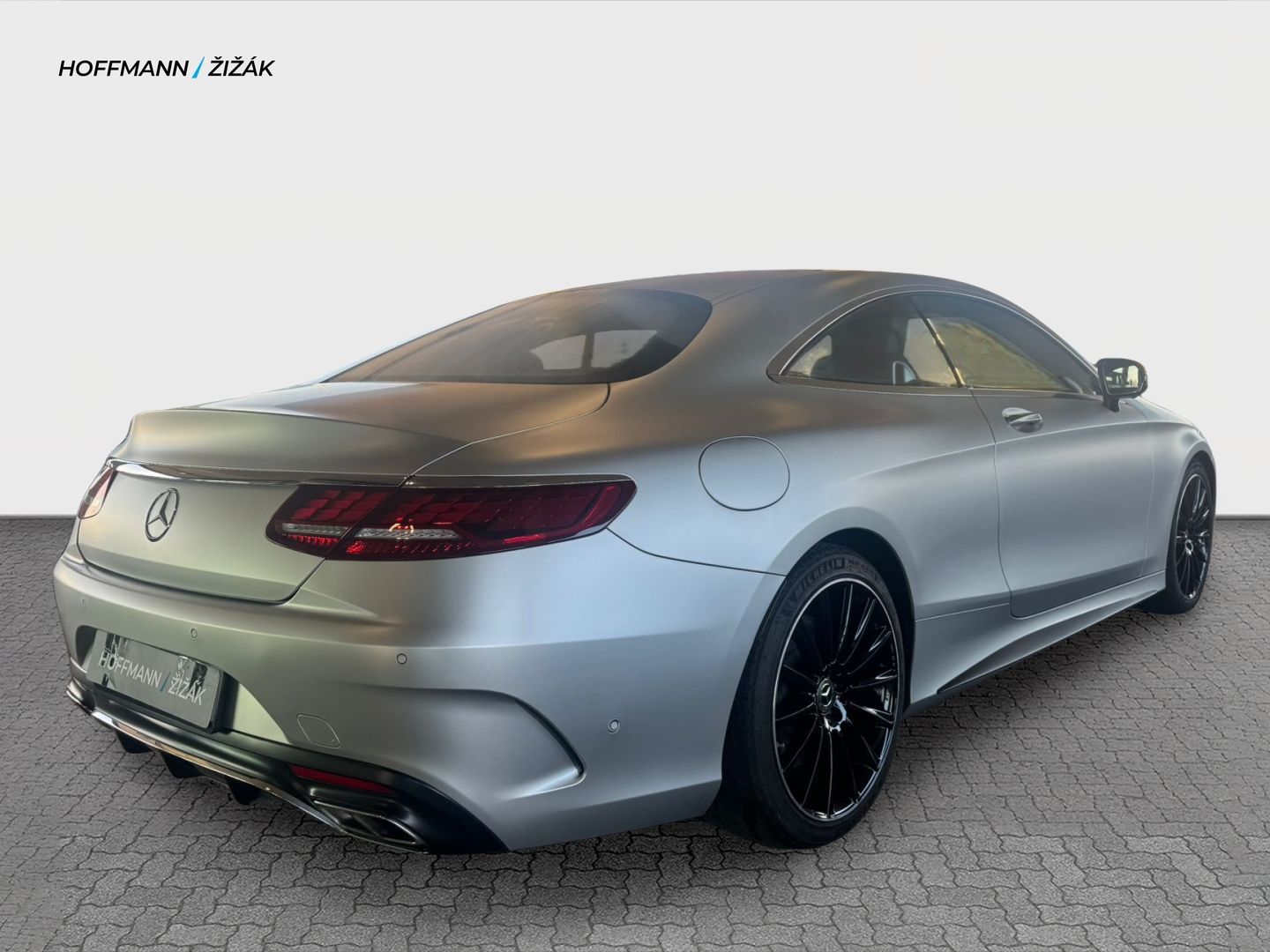 Mercedes-Benz Třídy S, 560 4MATIC kupé - fotka 5