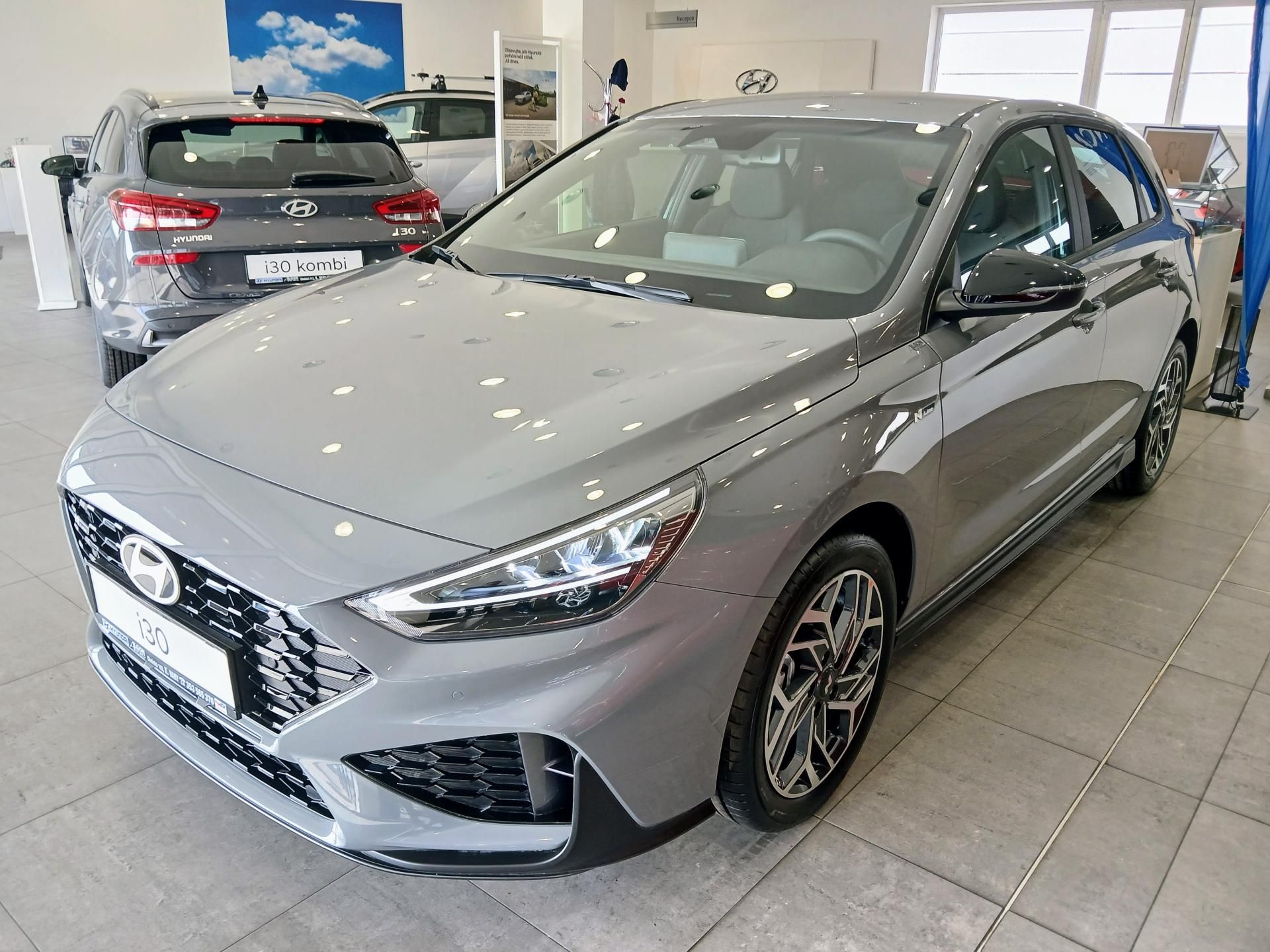 Hyundai i30, 1,0 T-GDI MT GO CZECH N-LINE - fotka 3
