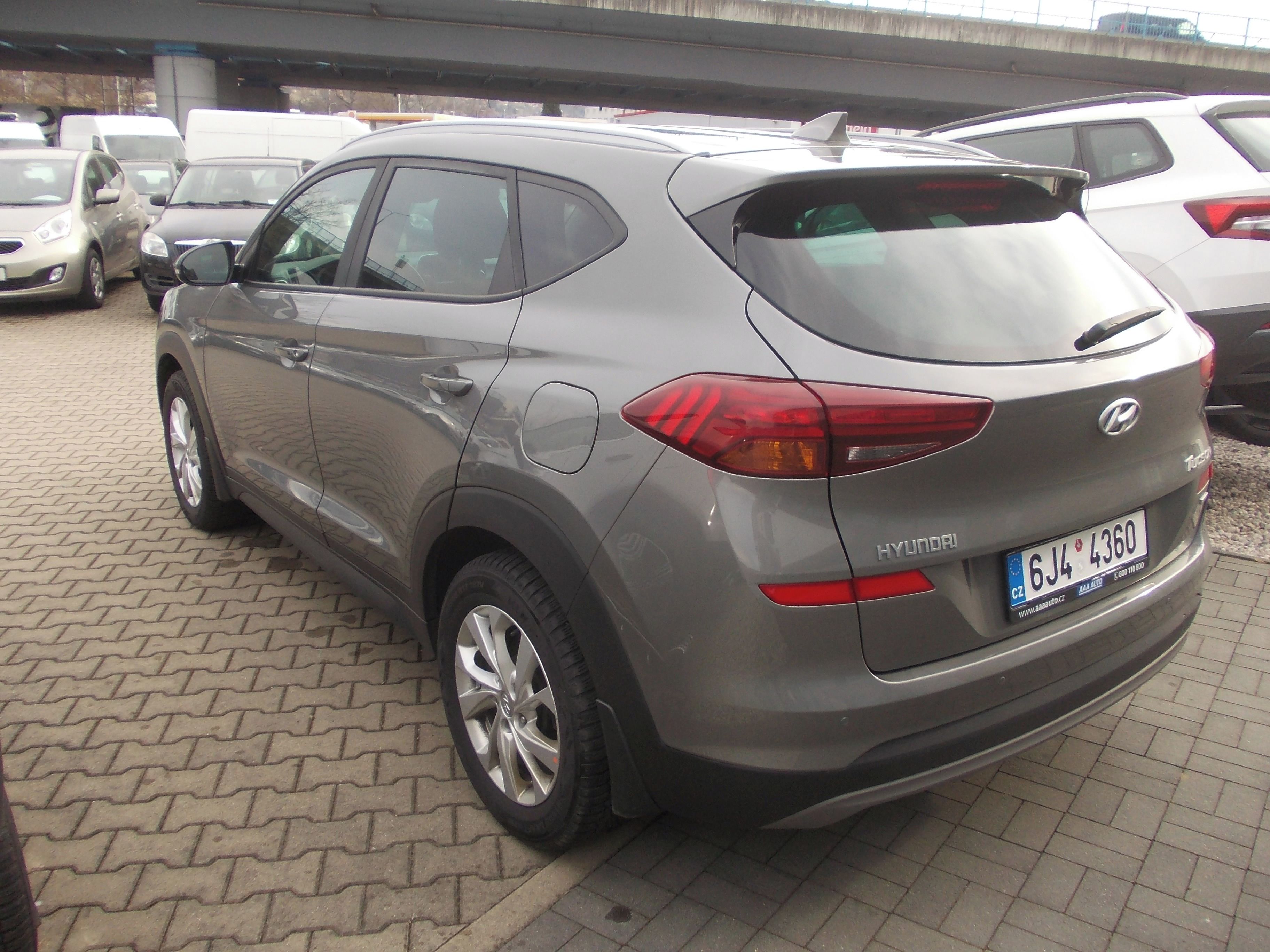 Hyundai Tucson, 2.0CDRI 136KW AUTOMAT ČR - fotka 4