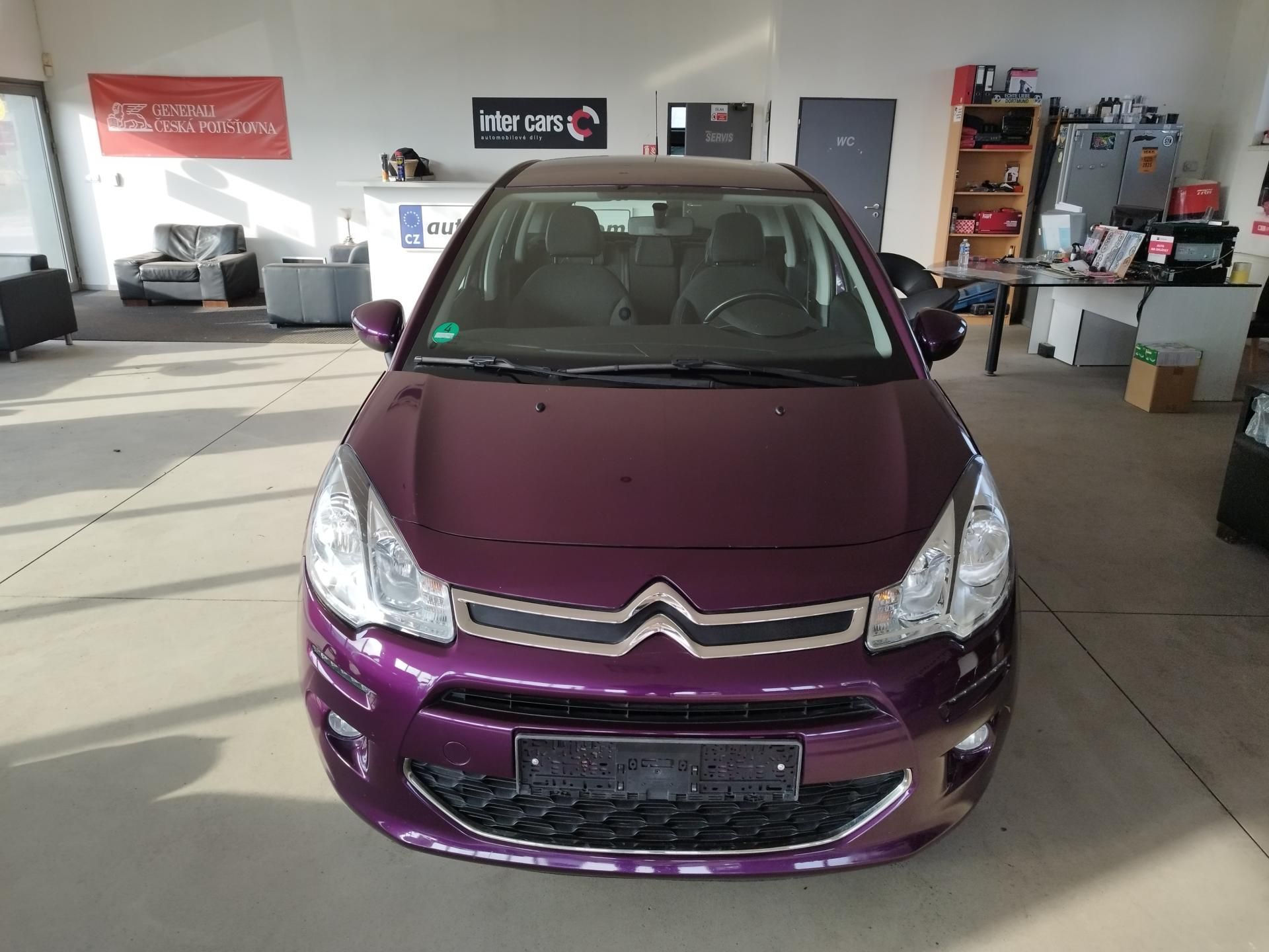 Citroën C3, 1,2I,60KW,KLIMA,LED,SERVISKA - fotka 3