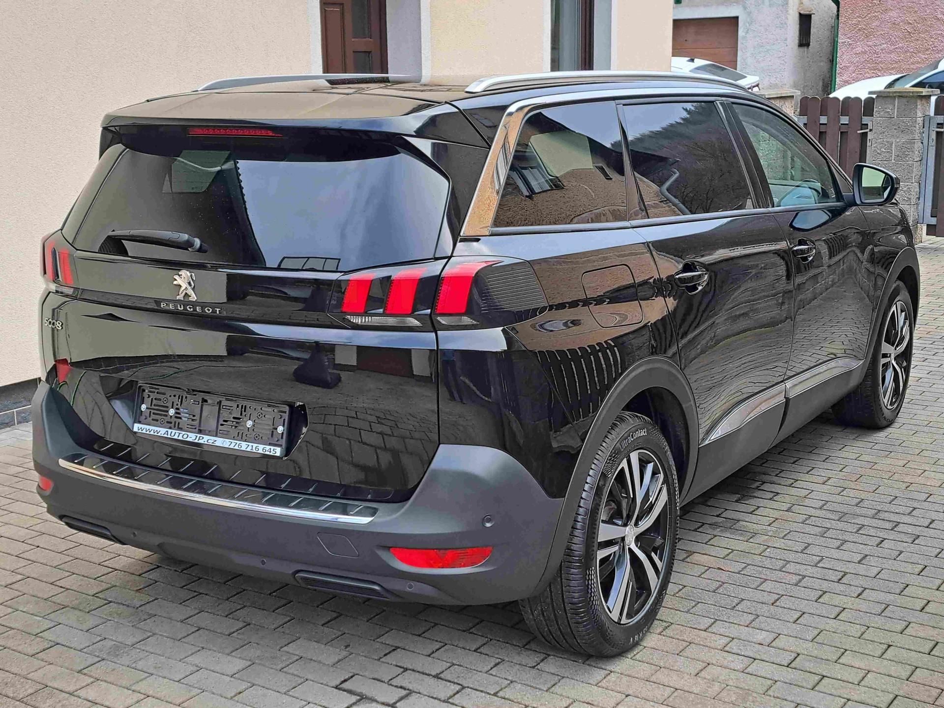 Peugeot 5008, 1,2 PT EAT8 ALLURE 18ALU NAVI - fotka 3