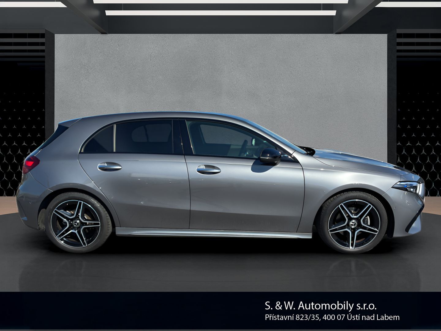 Mercedes-Benz Třídy A, A 200 d - fotka 4
