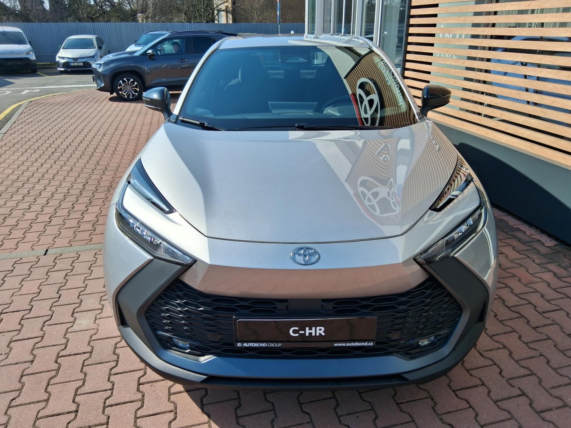 Toyota C-HR, 1,8 HEV LIMITED EDITION - fotka 2