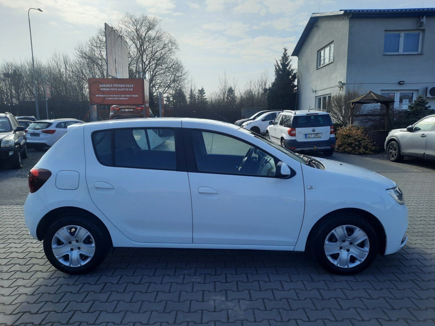Dacia Sandero, 1.0 TCe *LPG*74kW*KLIMA* - fotka 4