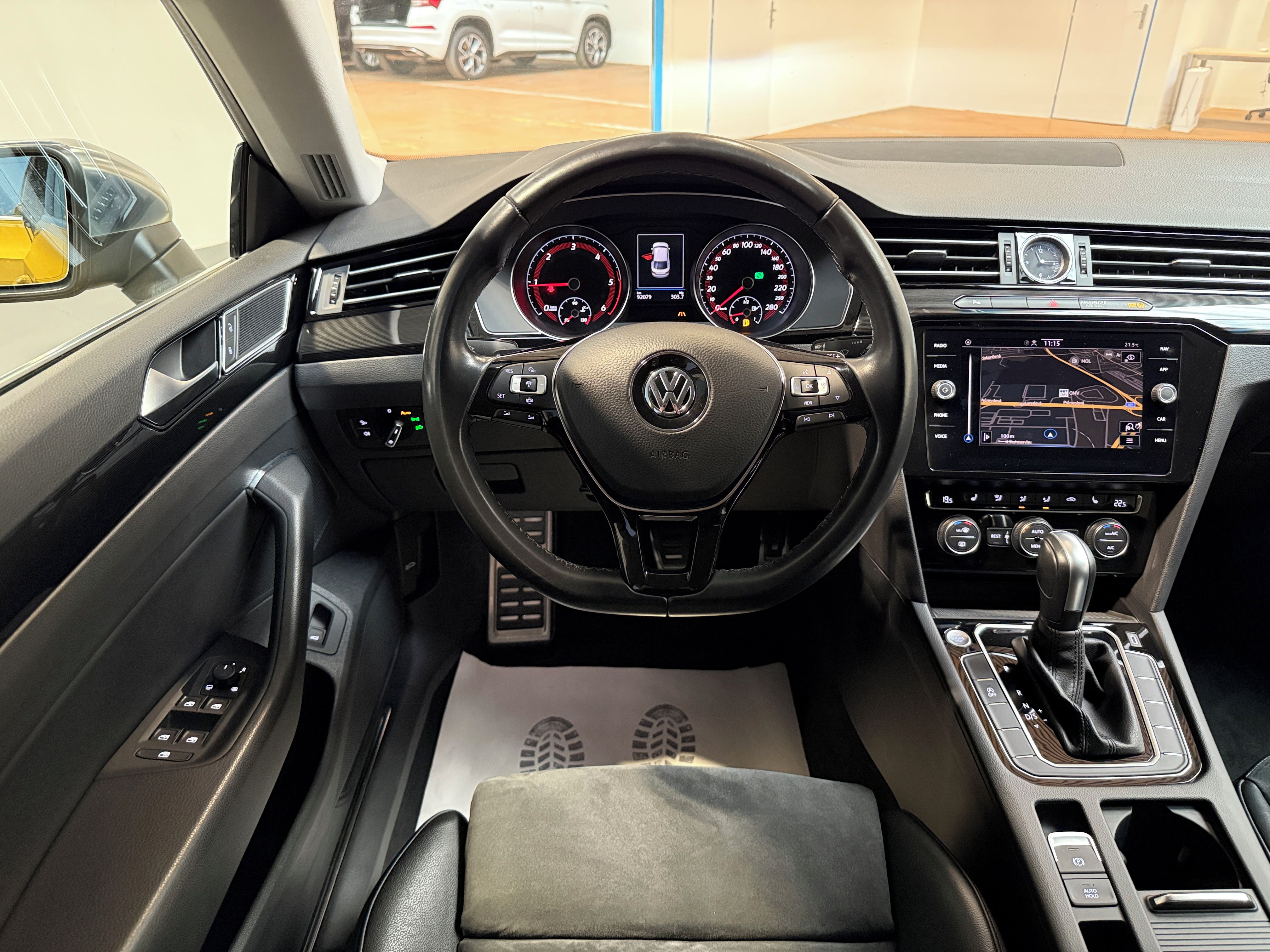 Volkswagen Arteon, 2.0 TDI BMT DSG Elegance - fotka 6