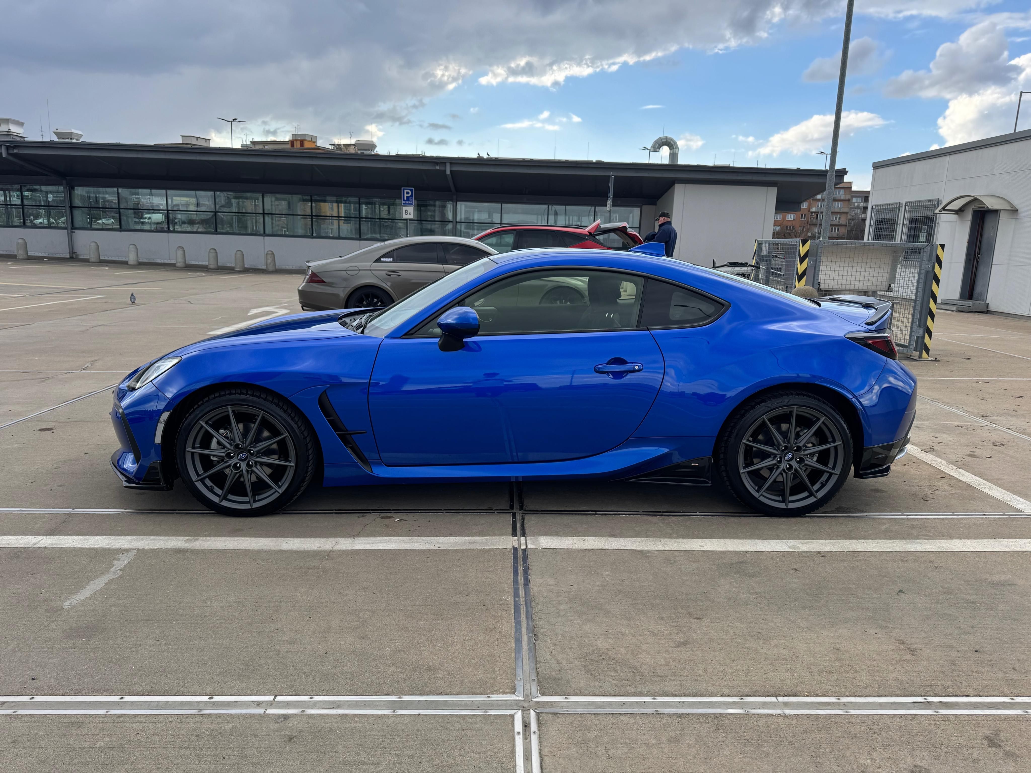 Subaru BRZ, STI paket, 2.4, 172kW - fotka 4