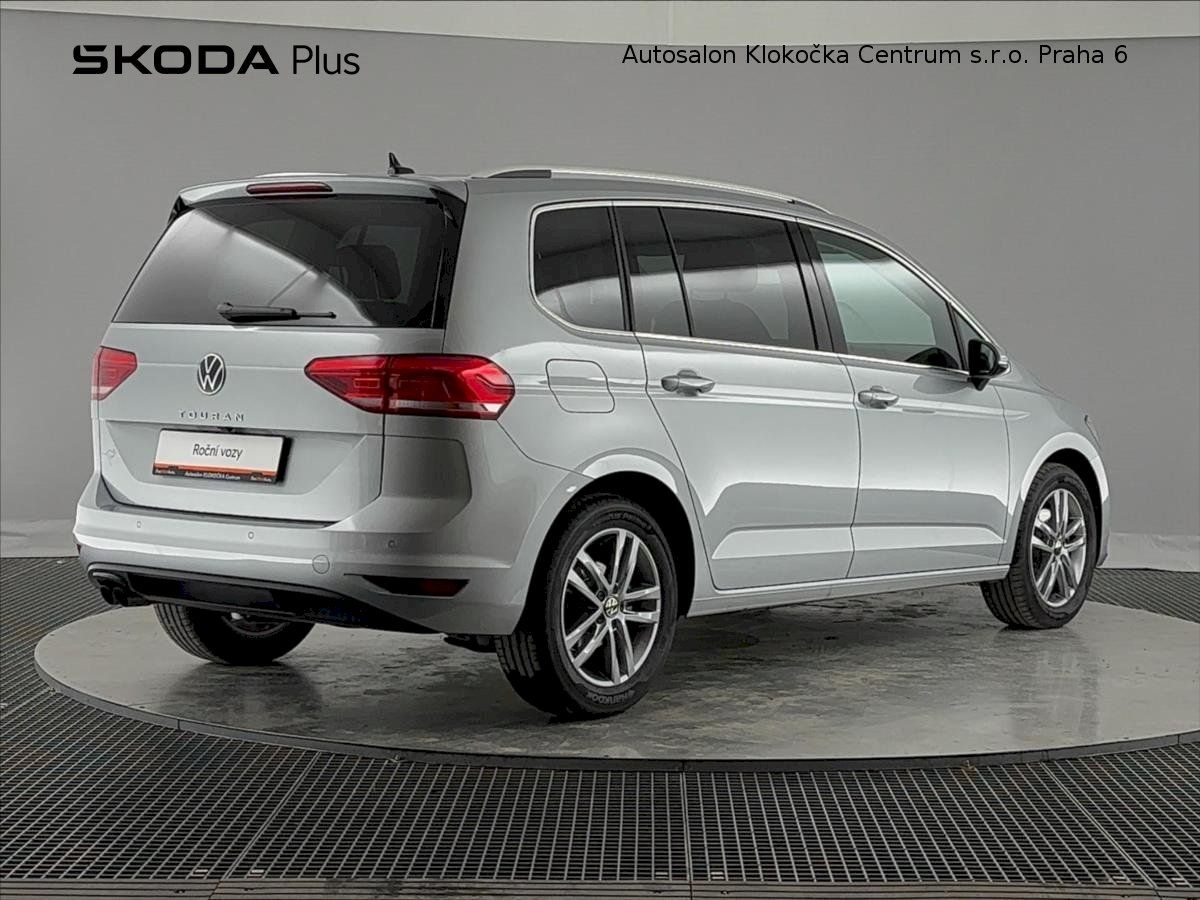 Volkswagen Touran, TDI110 kW People 7DSG - fotka 2